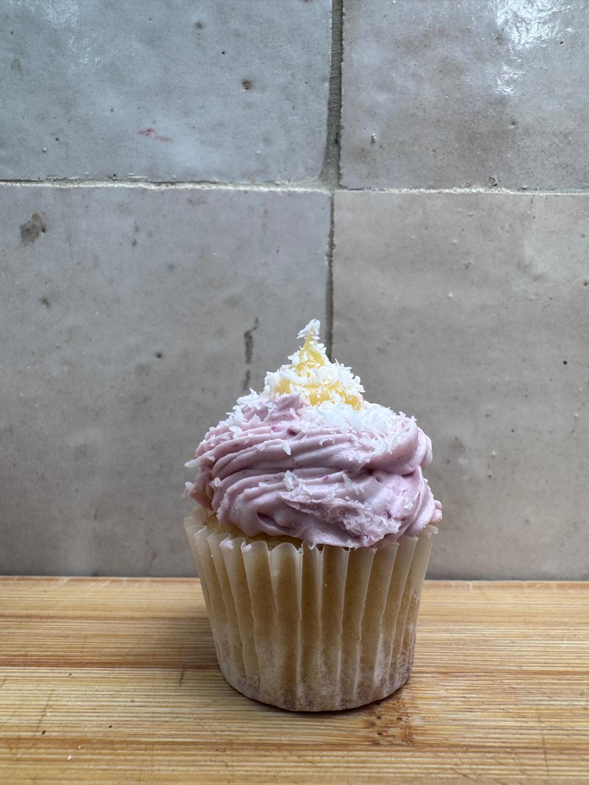 Cupcake aux Fruits Rouges, Citron, Coco – Image 2